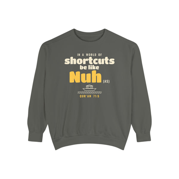 Be Like Nuh (AS) Sweatshirt | Prophet Nuh (Noah) Perseverance Story, Qur'an 71:5-7 on the Back | AdabStars