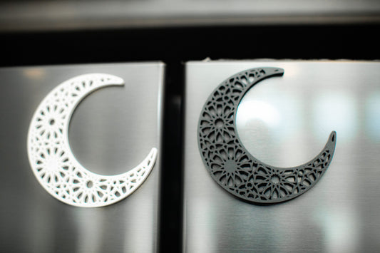 Crescent Moon Magnet with Islamic Geometric Patterns - Unique Home Decor and Gift Idea