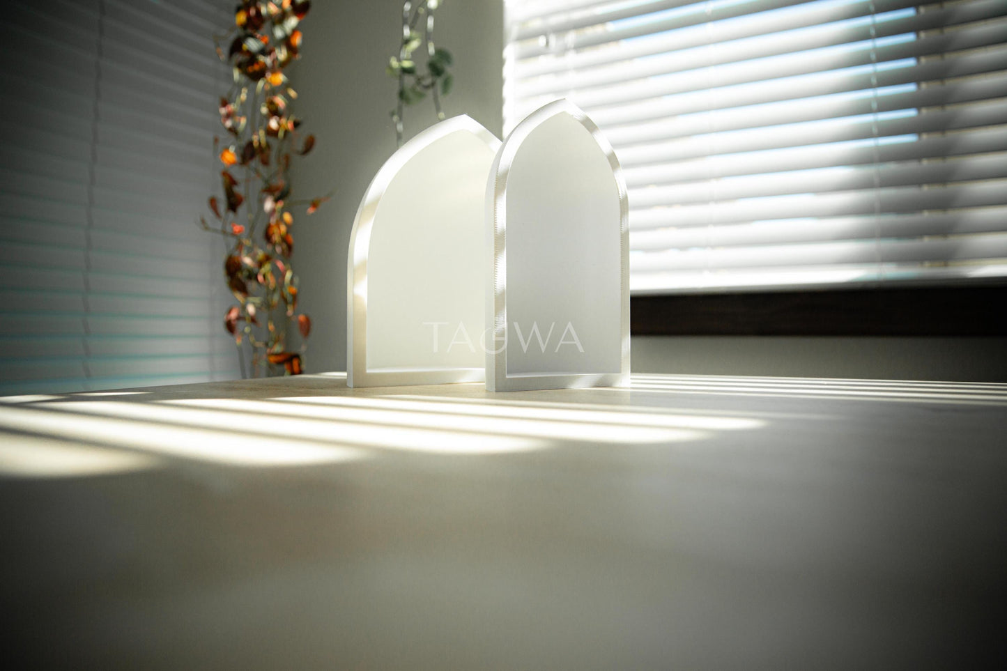 Mini Mihrab Islamic Decor | Small & Large Sizes | Modern Ramadan Decoration in Black or White